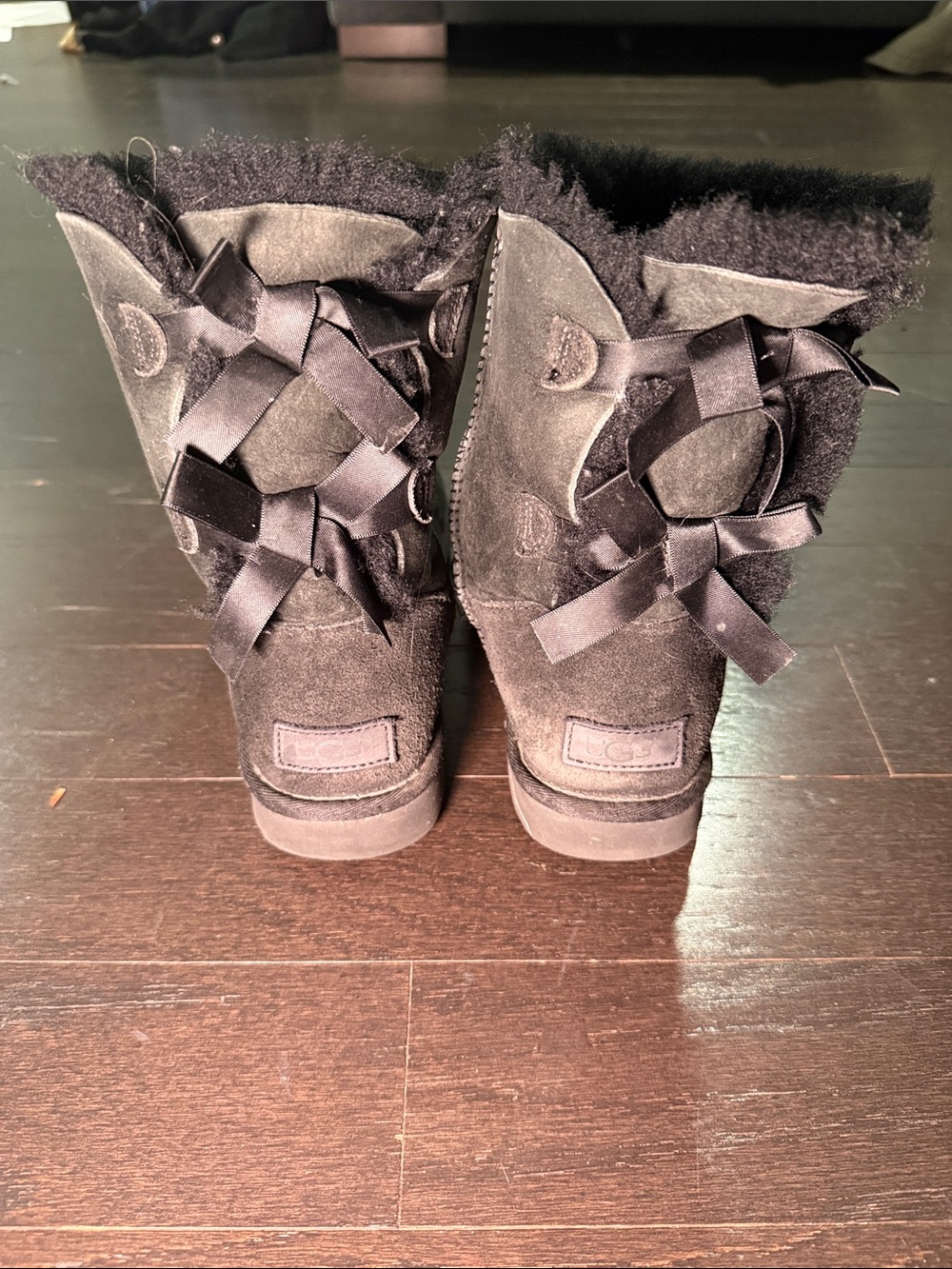 Black Bow Uggs
